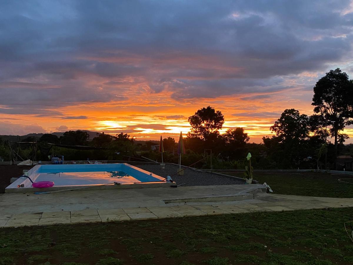 Concetta Tourist Inn Manolo Fortich Luaran gambar
