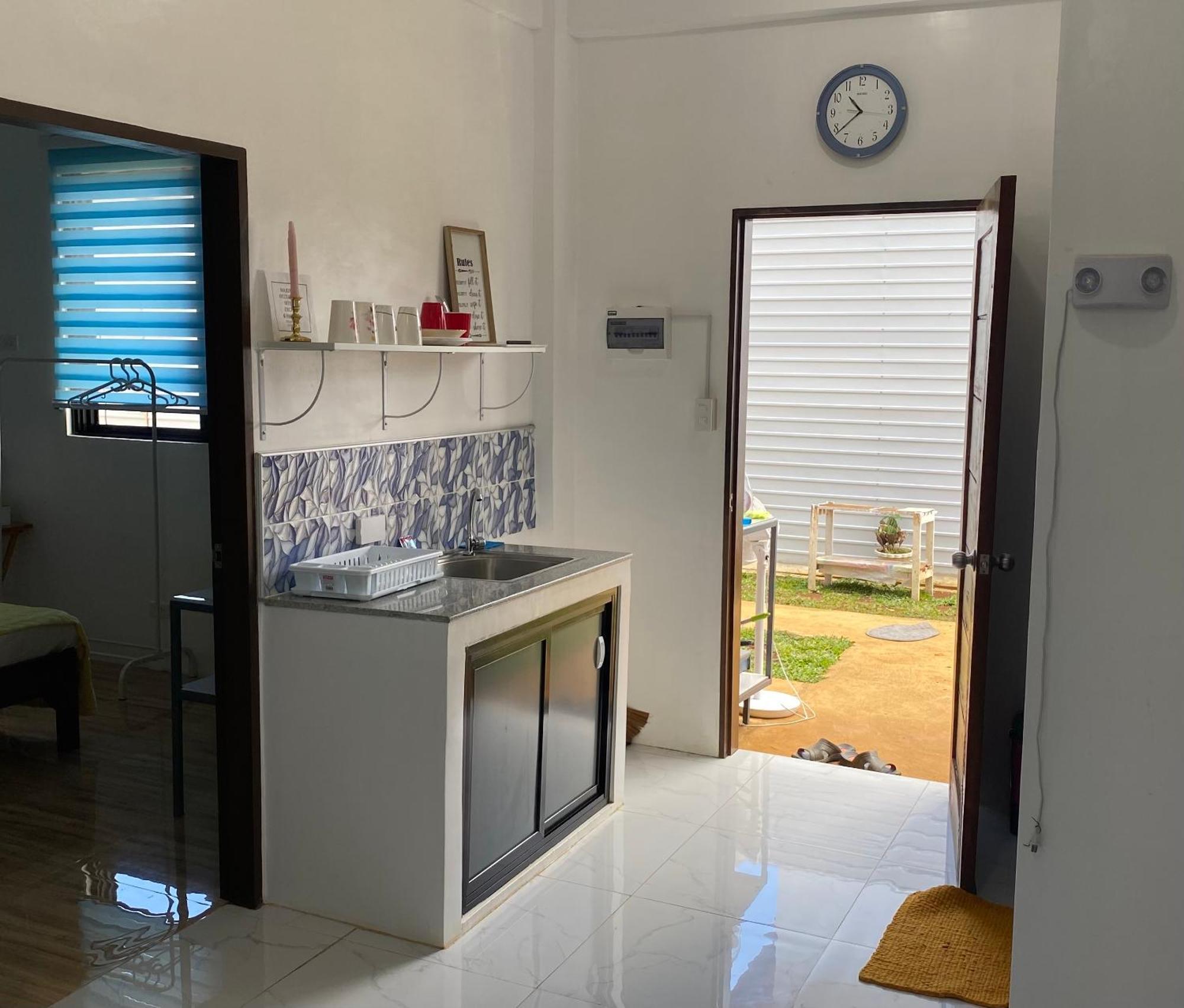 Concetta Tourist Inn Manolo Fortich Luaran gambar